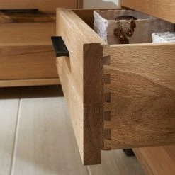 50x61x40 Holzkommode Aus Balkeneiche Mit Metall - Alsbetas -Clarendon shop 50x61x40 holzkommode aus balkeneiche mit metall drei schubladen alsbetas 02