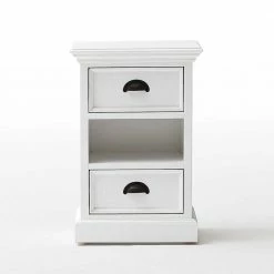 Kleine Landhaus Kommode Venzeno In Weiß 11 Kleine Landhaus Kommode Venzeno In Weiß -Clarendon shop kleine landhaus kommode in weiss mit rattan korb venzeno 03