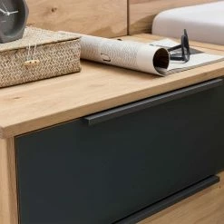 Nachtkommode In Eiche Bianco & Anthrazit - Vervesdo -Clarendon shop nachtkommode in eiche bianco anthrazit aus massivholz glas vervesdo 04