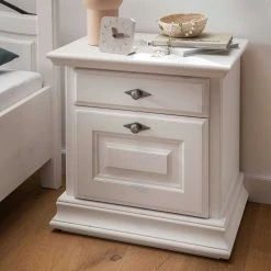 Weiße Nachtkommode Im Country Style - Beato 7 Weiße Nachtkommode Im Country Style - Beato -Clarendon shop weisse nachtkommode im country style aus kiefer massivholz gewachst beato 01